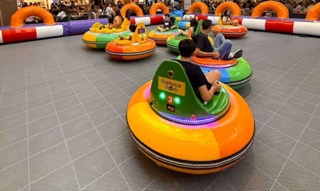 Bumpcar Park leva diversão inclusiva ao Praça da Moça