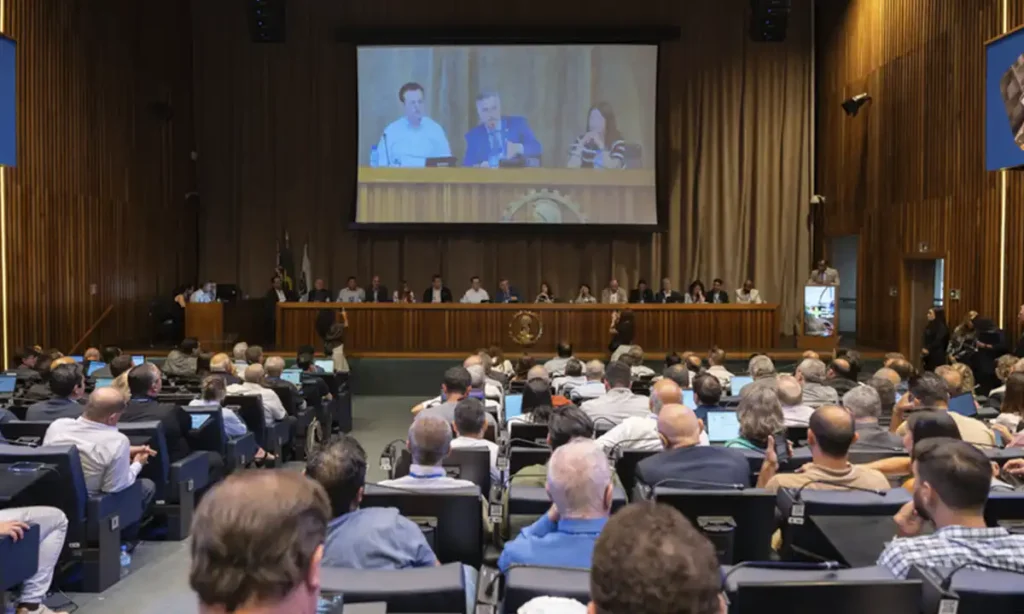 Engenharia é pilar estratégico para a economia nacional, destaca Kassab