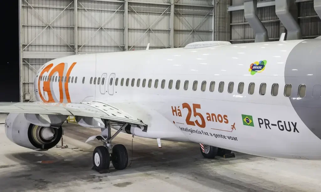 GOL apresenta aeronave comemorativa pelos 25 anos e reforça legado de inovação na aviação brasileira GOL apresenta aeronave comemorativa pelos 25 anos e reforça legado de inovação na aviação brasileira