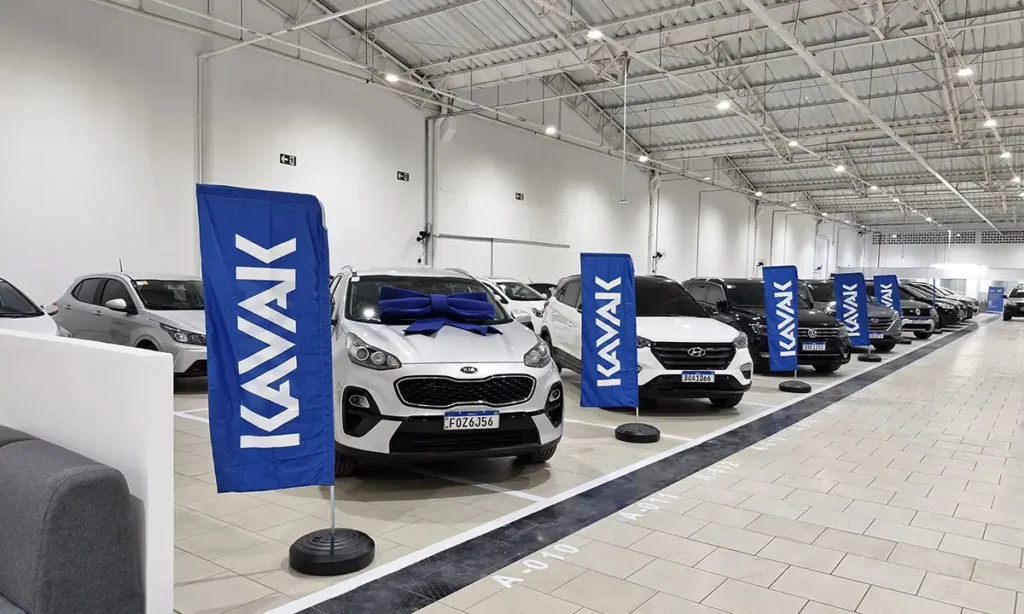 Kavak inaugura showroom de 3.500 m² em Santo André e expande presença no ABC