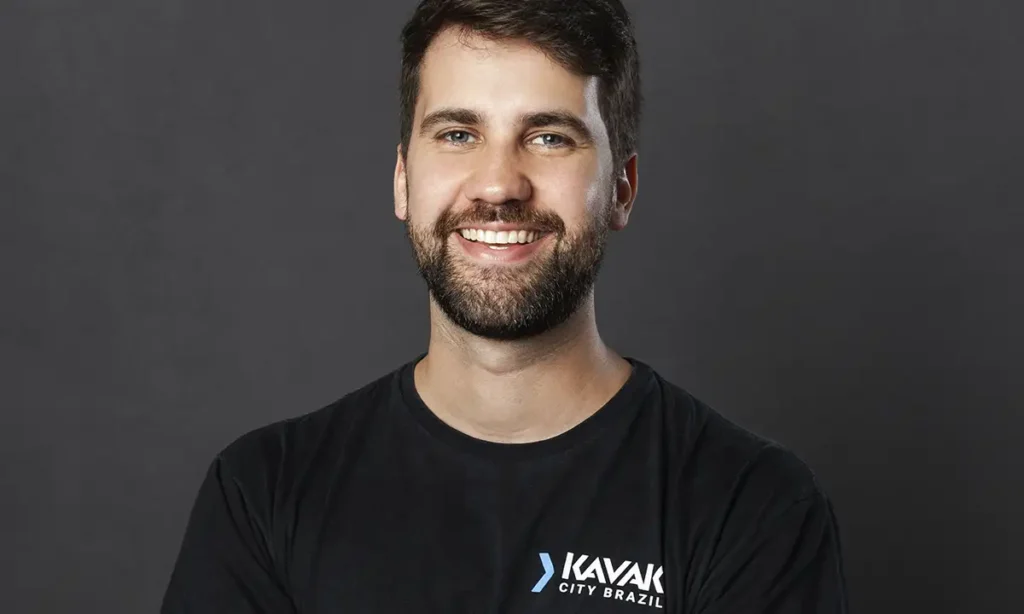 Kavak inaugura showroom de 3.500 m² em Santo André e expande presença no ABC