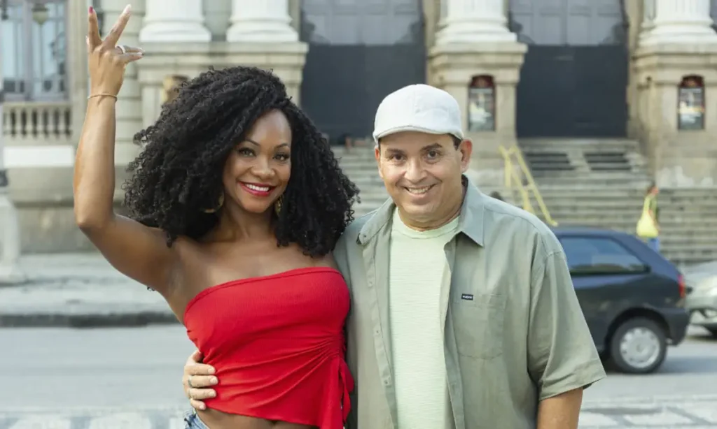Luana Bandeira pausa agenda intensa de Carnaval para brilhar em clipe de samba de Duda Ribeiro