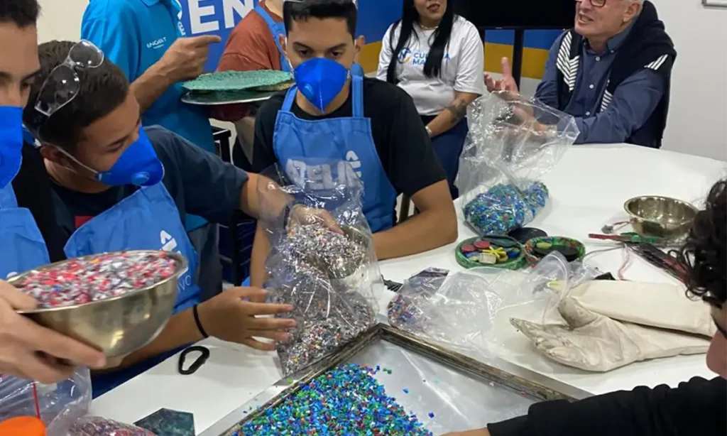 Mauá abre inscrições para cursos gratuitos de design com plástico e moda sustentável