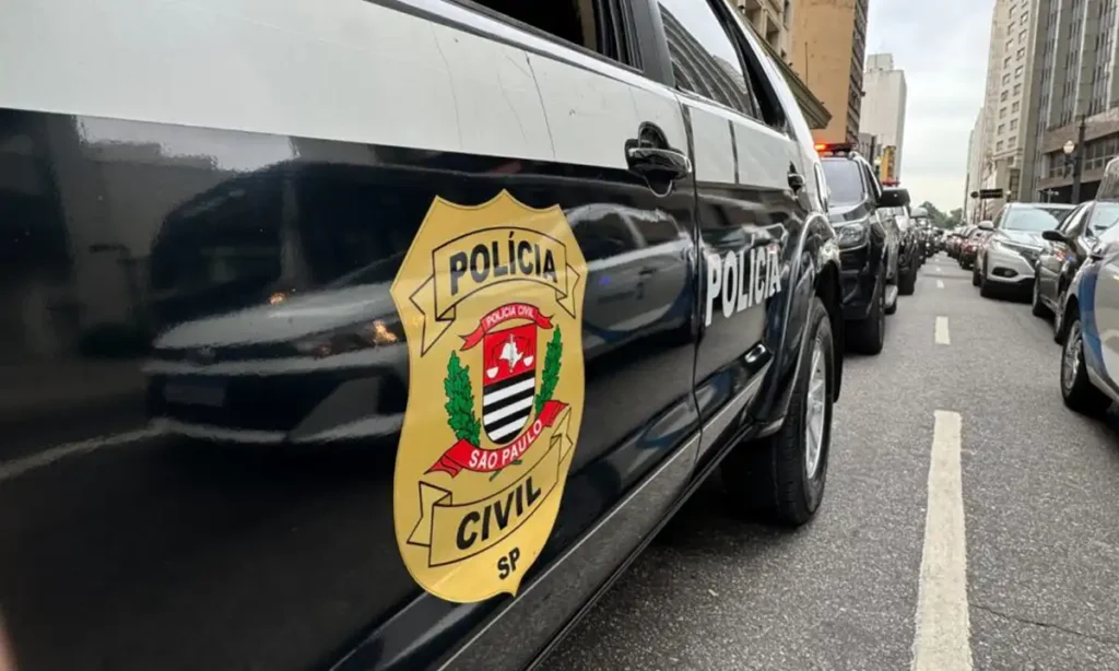 Polícia Civil faz operação contra golpe de ingressos falsos para show do Iron Maiden Polícia Civil faz operação contra golpe de ingressos falsos para show do Iron Maiden