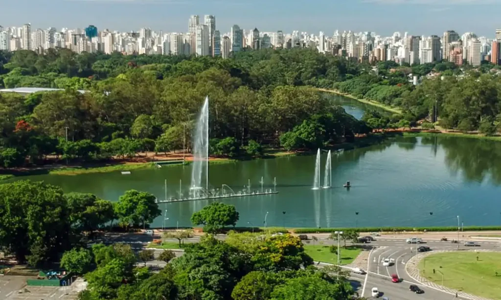 Previsão do tempo em SP tem sol e pancadas de chuva nesta quinta-feira(22)