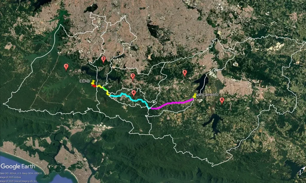 ubulações gigantes da Sabesp que percorrerão seis cidades do ABC e do Alto Tietê para interligar as represas Billings e Taiaçupeba.
