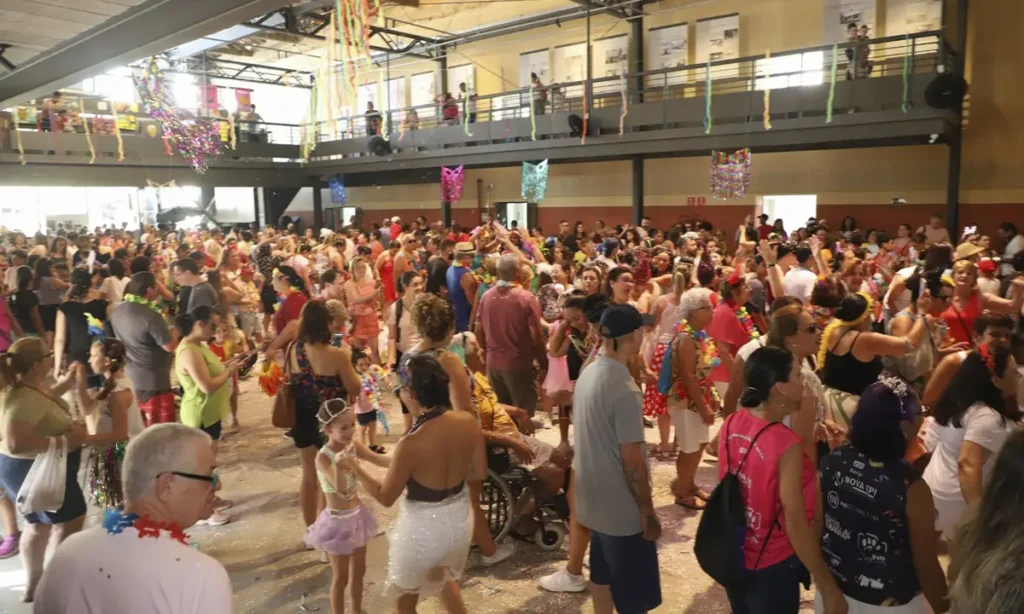 Santo André escolhe Corte do Carnaval 2026 neste sábado no Cine Theatro Carlos Gomes