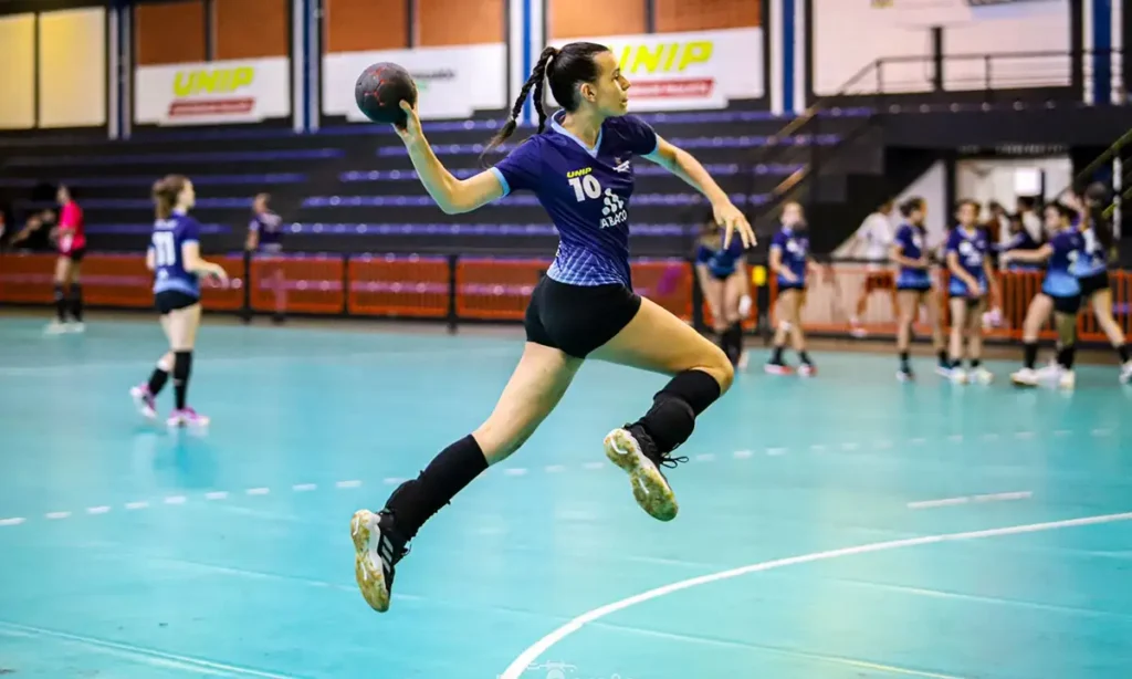 São Bernardo abre seletivas de futsal e handebol para jovens atletas em 2026 São Bernardo abre seletivas de futsal e handebol para jovens atletas em 2026