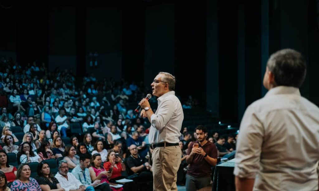 São Bernardo convoca aprovados em concurso de 2022 e reforça quadro de pessoal da Educação