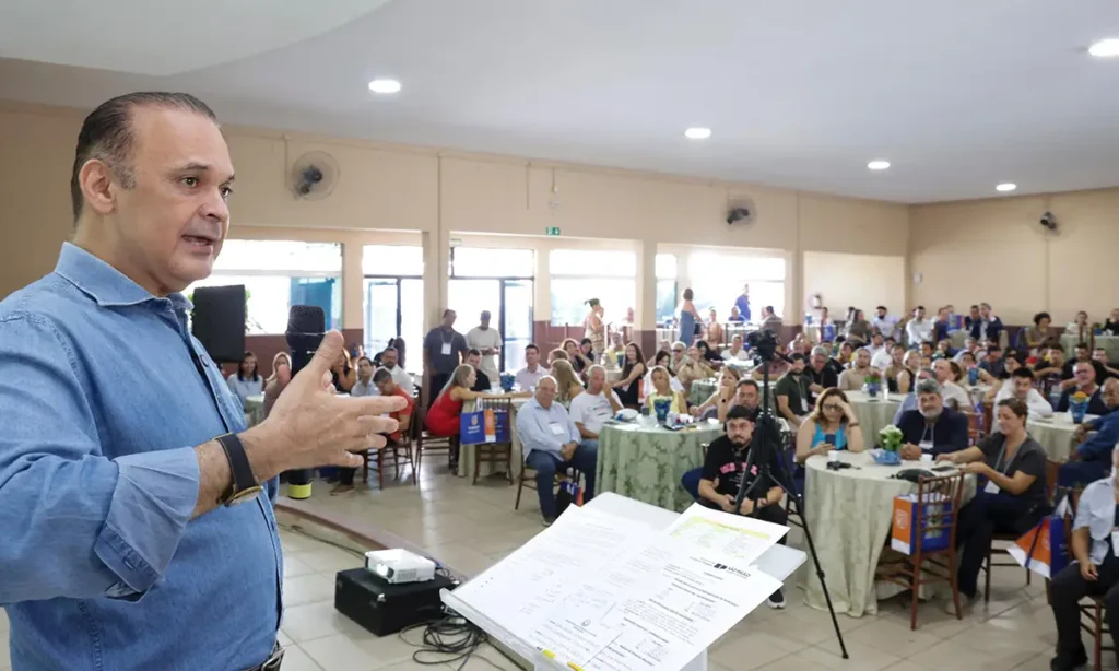 Setur-SP reforça investimentos e planejamento no Amitesp Conecta 2026