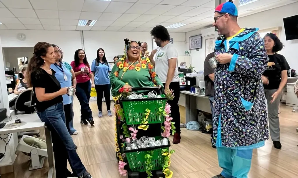 Ação incentiva redução do uso de copos de plástico na Prefeitura de Santo André