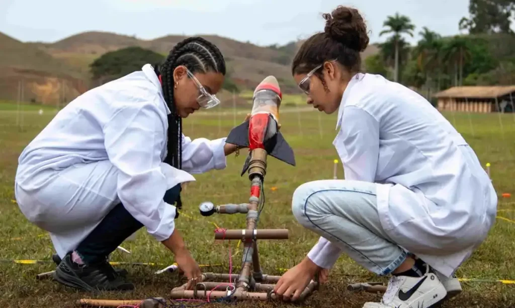 Brasil abre temporada de talentos espaciais com inscrições para a OBA e OBAFOG 2026