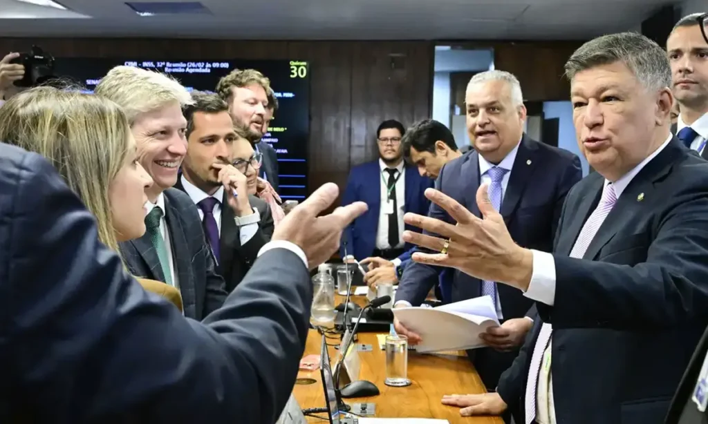 CPMI do INSS aprova quebra de sigilo bancário de Fábio Luís Lula da Silva e do Banco Master CPMI do INSS aprova quebra de sigilo bancário de Fábio Luís Lula da Silva e do Banco Master