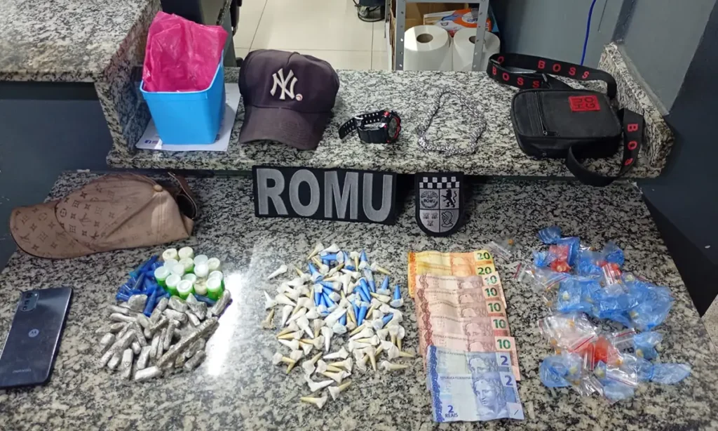 GCM de Diadema faz duas apreensões de drogas em Eldorado GCM de Diadema faz duas apreensões de drogas em Eldorado