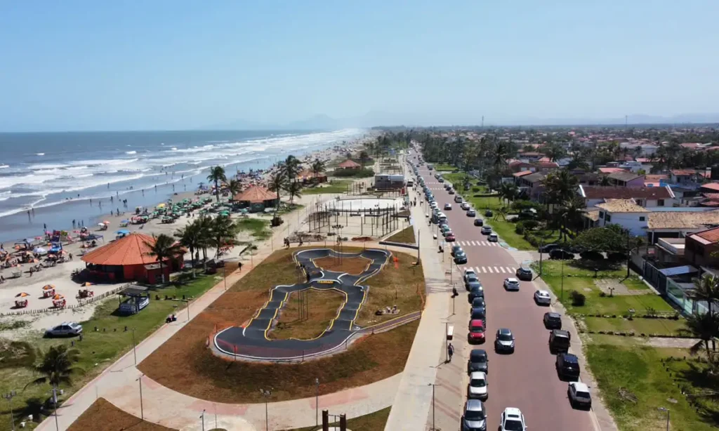 Itanhaém ganha super parque na orla pista de pump track, esportes e lazer em frente ao mar