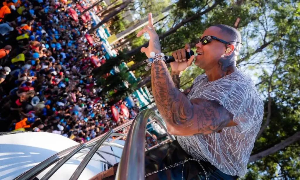 Léo Santana encerra Carnaval de São Paulo com o bloco "Vem com o Gigante" dia 22