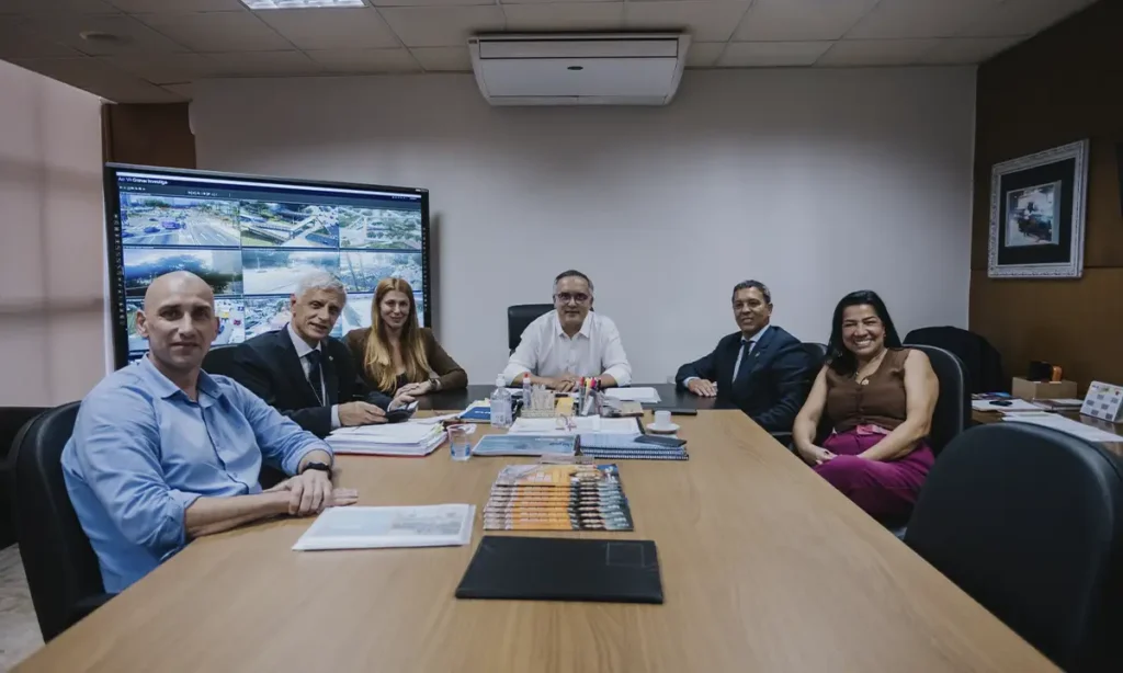 Marcelo Lima oficializa terreno para instalação da Cidade da Polícia em São Bernardo Marcelo Lima oficializa terreno para instalação da Cidade da Polícia em São Bernardo