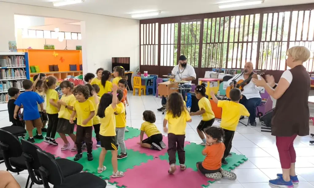 Prefeitura de SP promove circuito de doação de livros e festivais culturais até sábado (28)