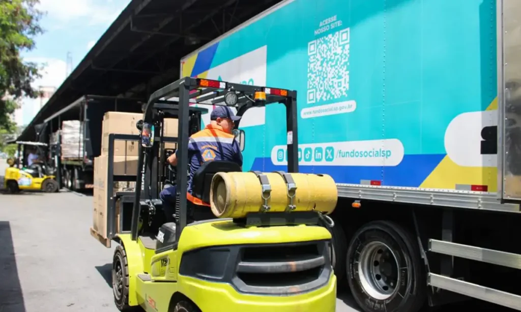 Solidariedade na Baixada: Veja a lista de donativos que chegam hoje a Peruíbe e Mongaguá após temporais