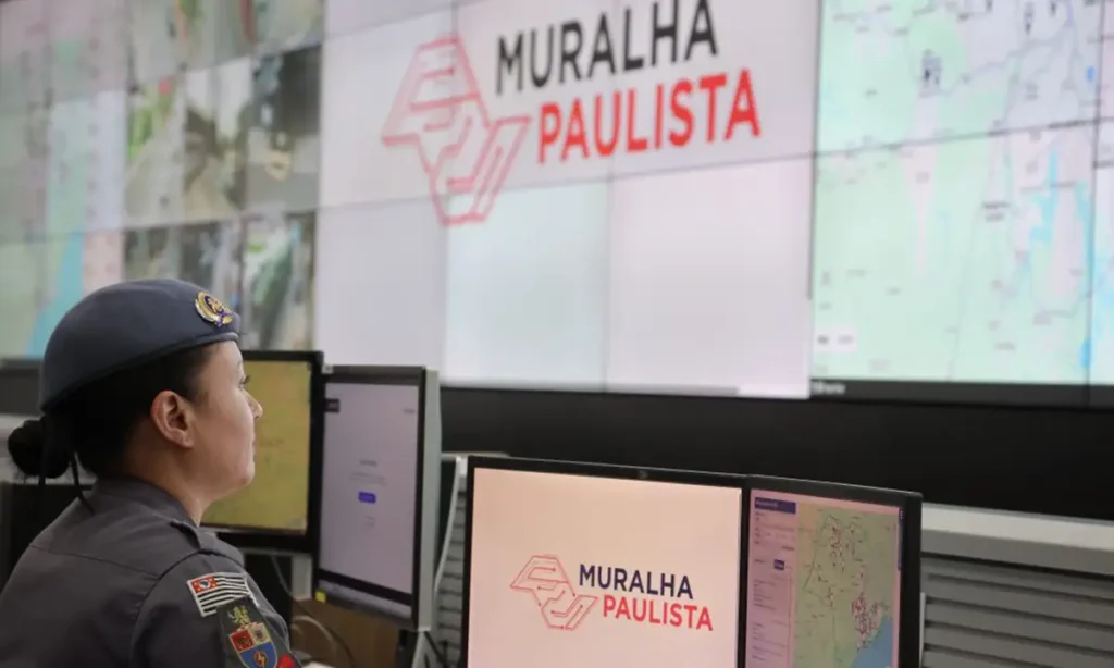 Tecnologia e agentes infiltrados somam 33 prisões em São Paulo