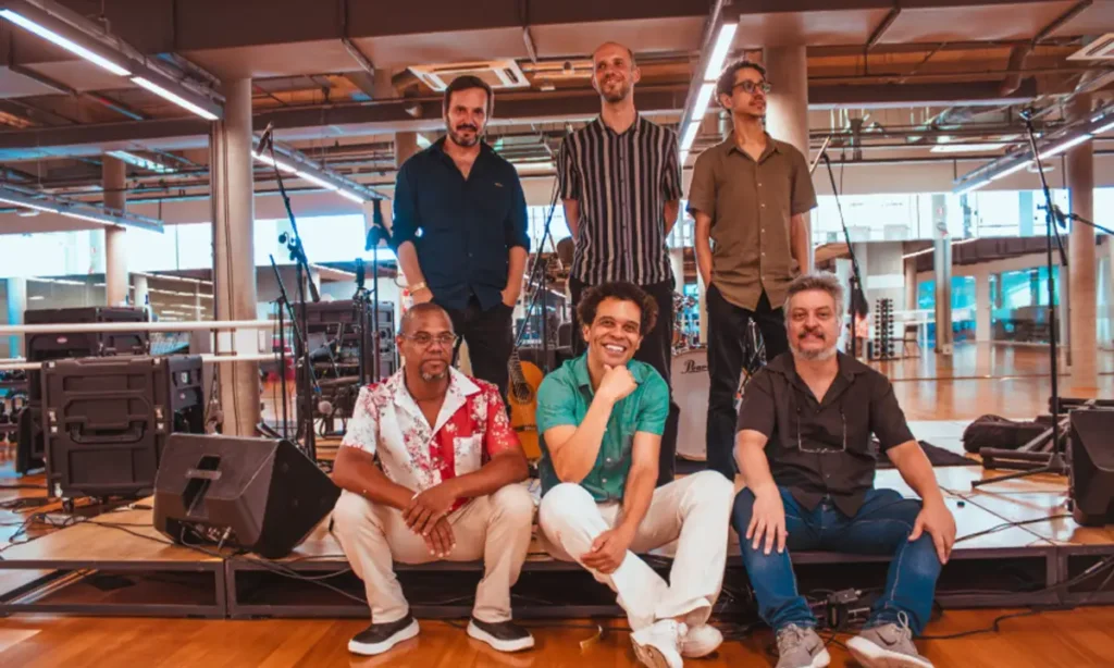 Baile do Caetano convida o público para dançar no Sesc São Caetano 