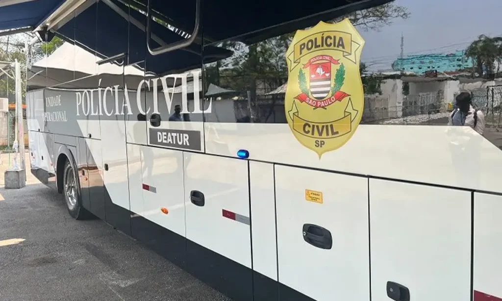 Caiu no rastreio: Mulher é presa com 10 celulares escondidos na roupa íntima após furto no Lollapalooza