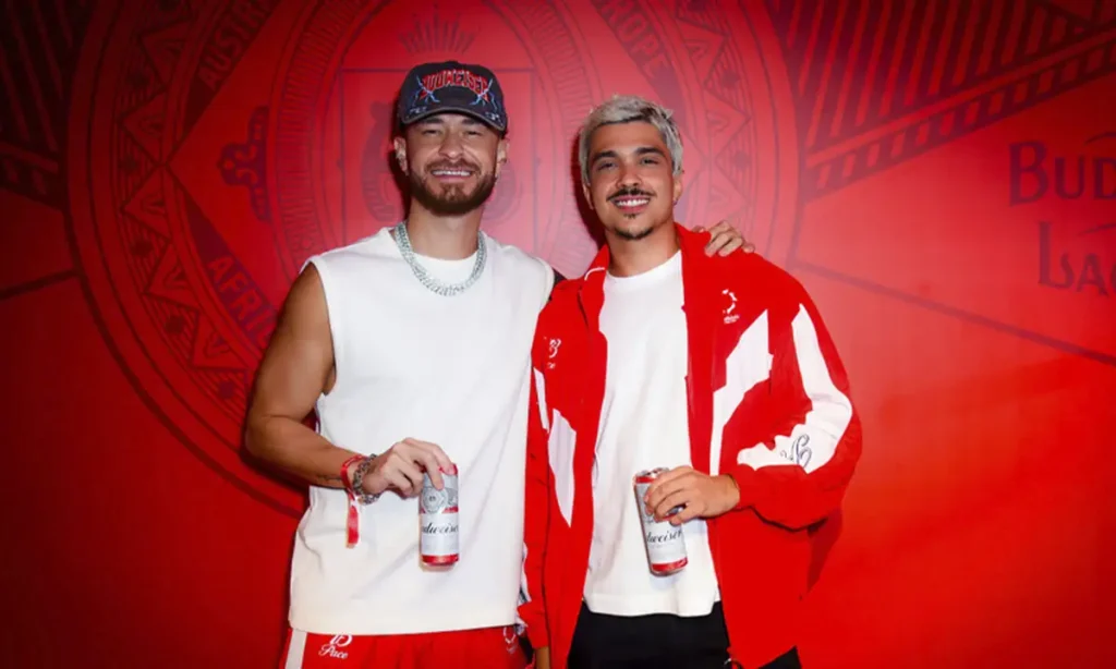 Chico Moedas, Fred Bruno e DJs Veja quem passou pelo disputado lounge da Budweiser no Lollapalooza