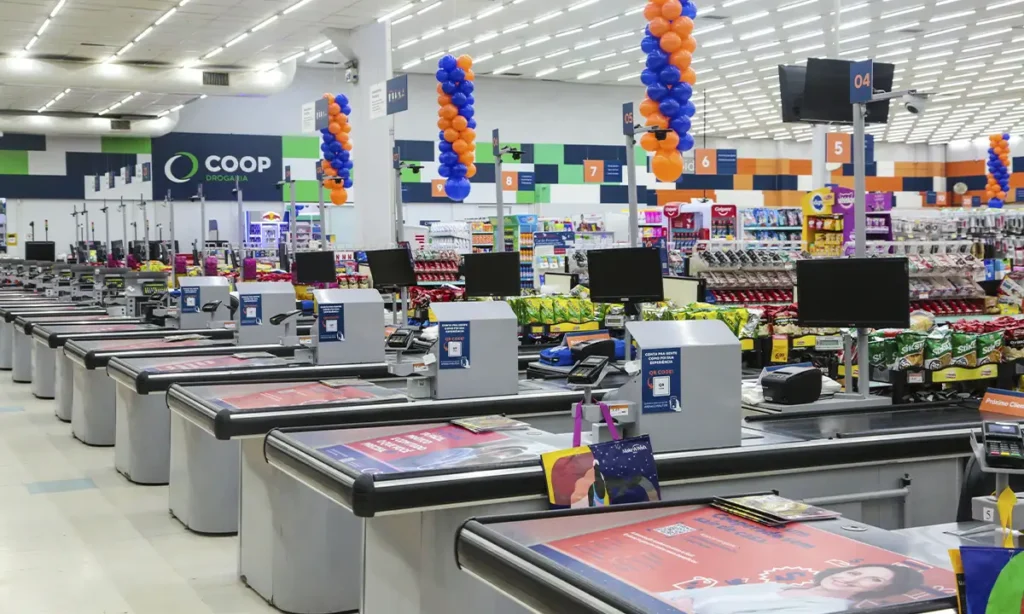 Coop realiza segunda edição do 'Dia Coop' com descontos em supermercados e drogarias