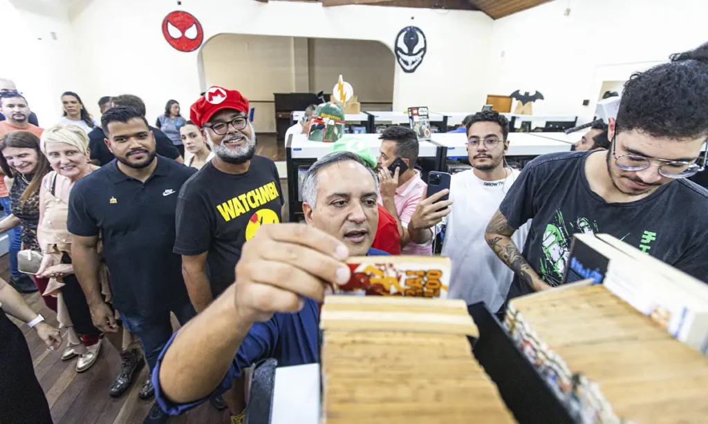 De Turma da Mônica a Marvel Espaço gratuito em São Bernardo vira febre entre gerações