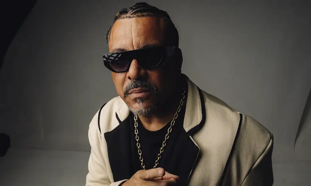 Dexter, o Oitavo Anjo sobe ao palco da Audio ao lado de grandes nomes da música brasileira Dexter, o Oitavo Anjo sobe ao palco da Audio ao lado de grandes nomes da música brasileira