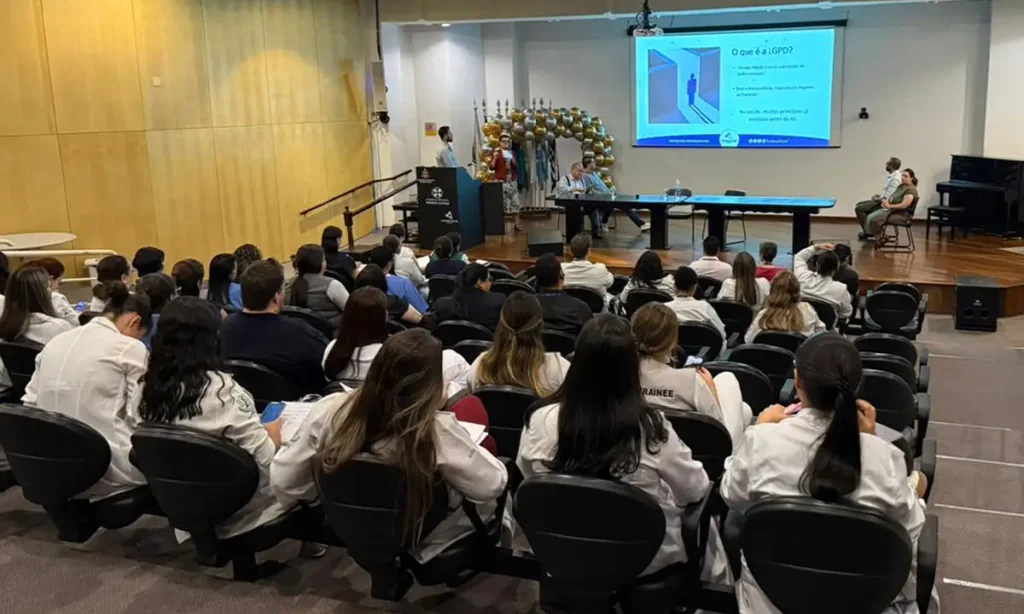 Fundação do ABC inicia ciclo de palestras itinerantes sobre proteção de dados em hospitais Fundação do ABC inicia ciclo de palestras itinerantes sobre proteção de dados em hospitais