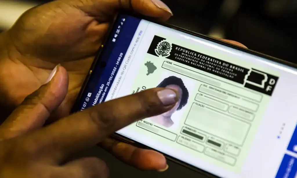 O risco invisível: aumento de 5% na velocidade pode elevar mortes em 20%, alerta Abramet