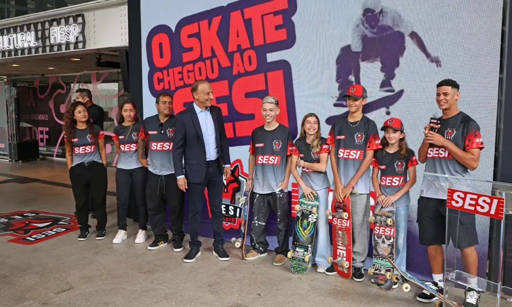 O skate agora é Sesi: Instituição lança timaço e reforça o poder do esporte na formação de jovens