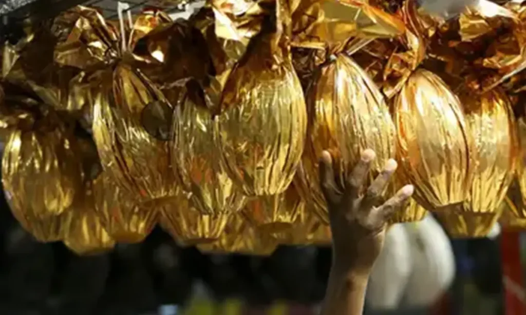 Pesos iguais, preços diferentes: Ovo de Páscoa é 121% mais caro que tablete Pesos iguais, preços diferentes: Ovo de Páscoa é 121% mais caro que tablete