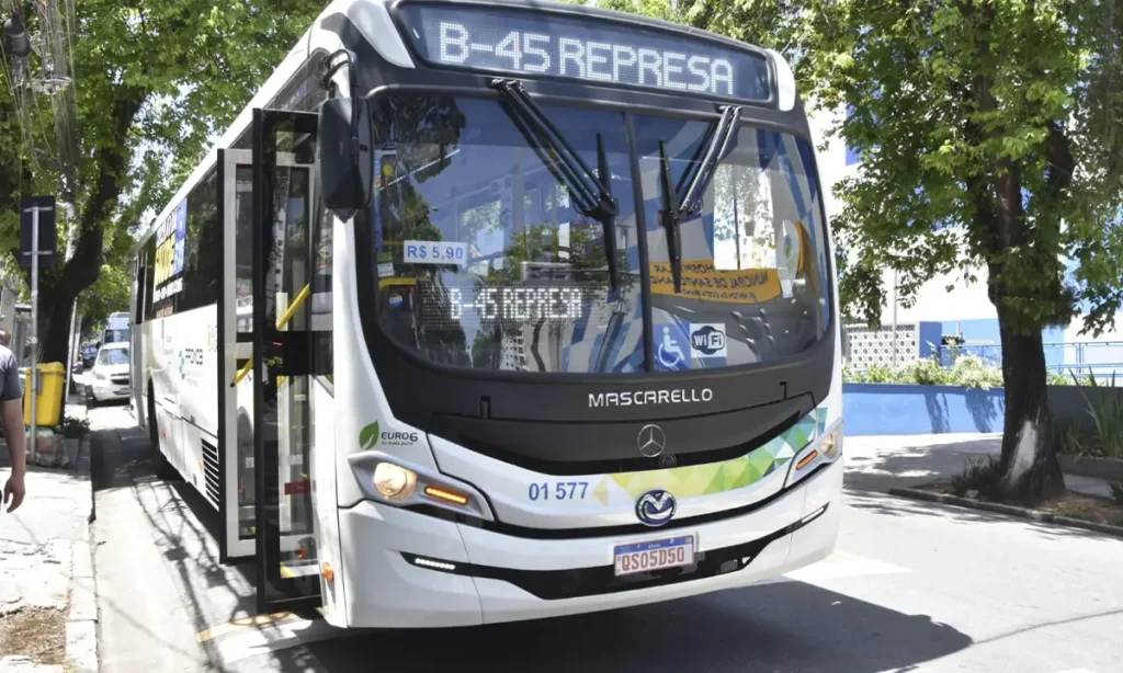 Representante de Curitiba visita Santo André para conhecer modelo do Circular da Saúde