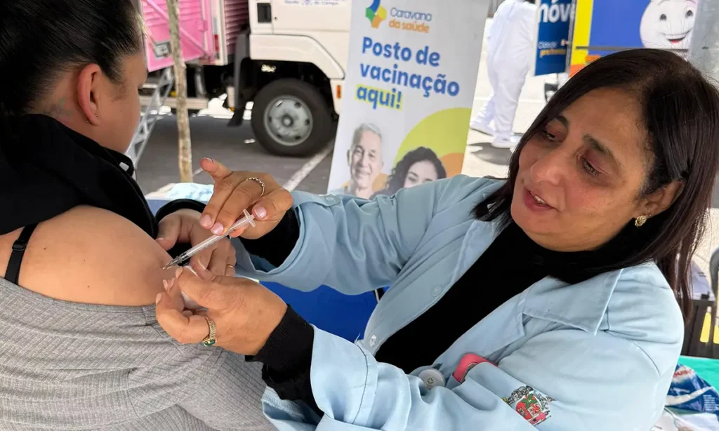 São Bernardo abre 35 unidades de saúde neste sábado (14) para exames preventivos e vacinação