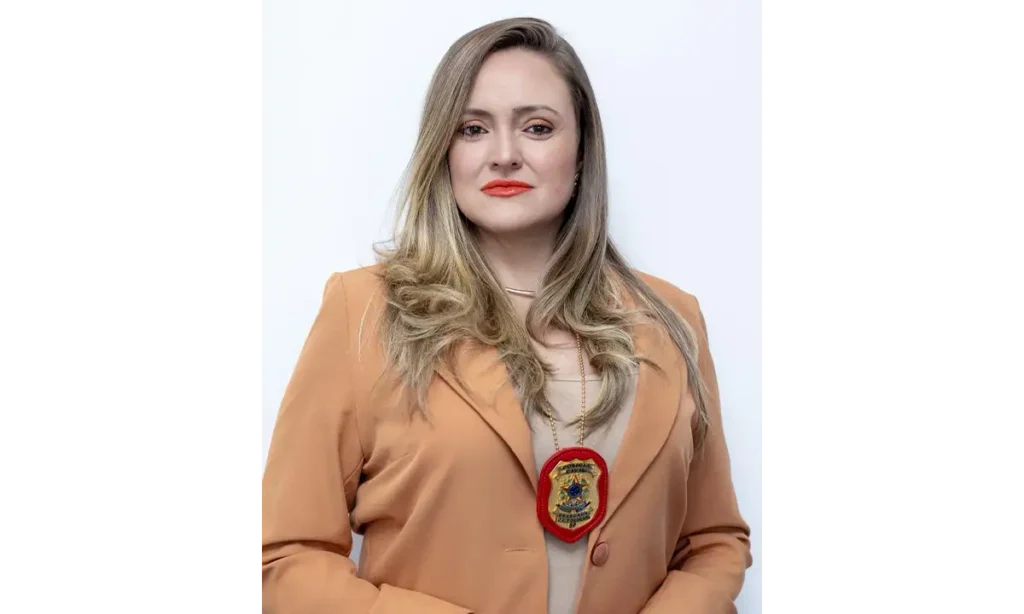 Sindpesp reage ao novo plano de Tarcísio: “Avanço indiscutível”, mas salário de SP ainda preocupa Sindpesp reage ao novo plano de Tarcísio: "Avanço indiscutível", mas salário de SP ainda preocupa