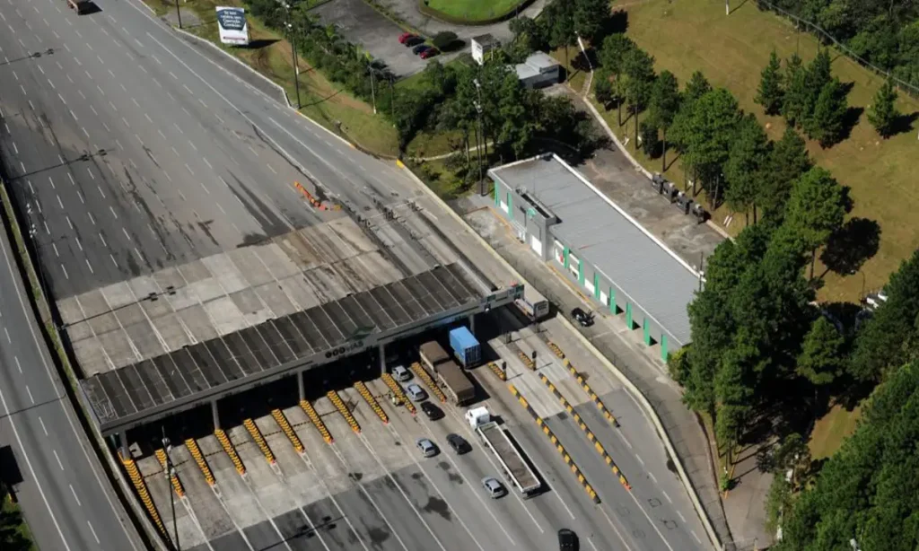 Estado investe R$ 58 milhões na Rodovia Anchieta para ampliar segurança de supercaminhões na serra
