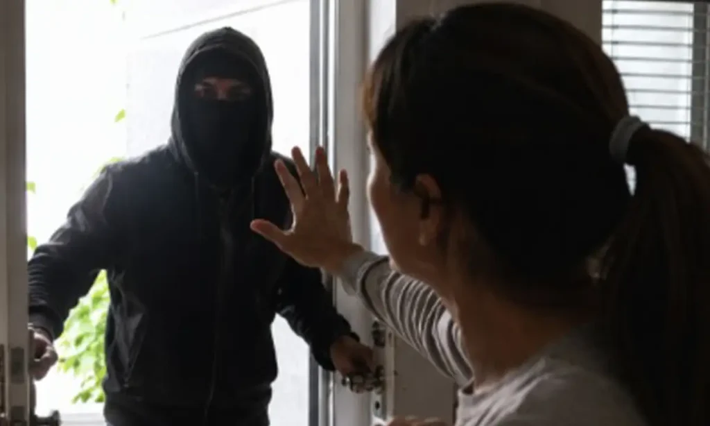 Krav Maga Mestre Kobi promoverá seminário prático de defesa pessoal contra invasão a domicílio