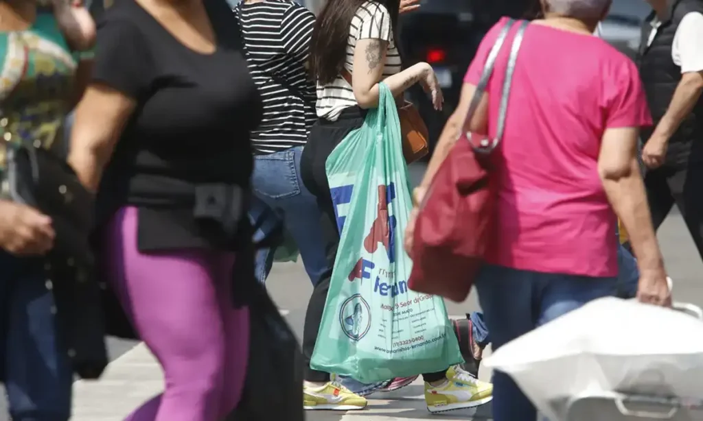 Obesidade supera pressão alta e se torna o maior fator de risco para a saúde no Brasil