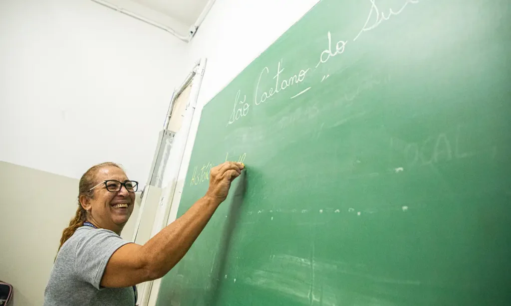 São Caetano aprova reajuste de 5,1% para servidores e garante o maior aumento real do ABC