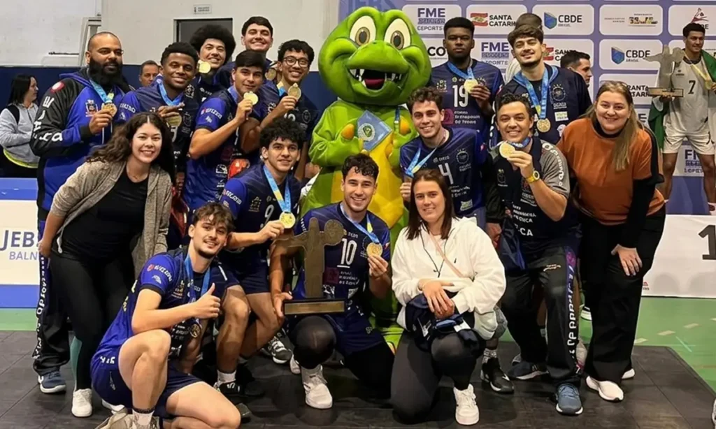 Vôlei Mauá Sub-18 conquista título brasileiro escolar
